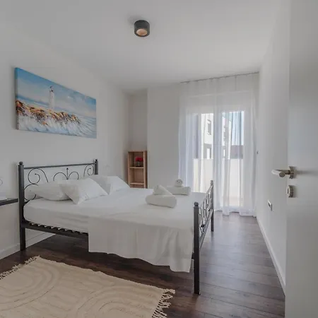 Glamorous Getaway * Zadar