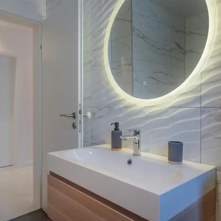 Apartment Glamorous Getaway